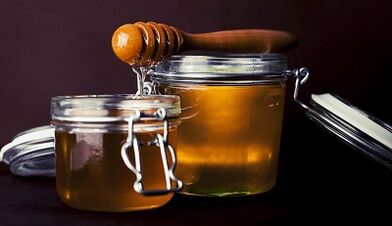 Prostatitisaren tratamendua erlezaintzako produktuekin